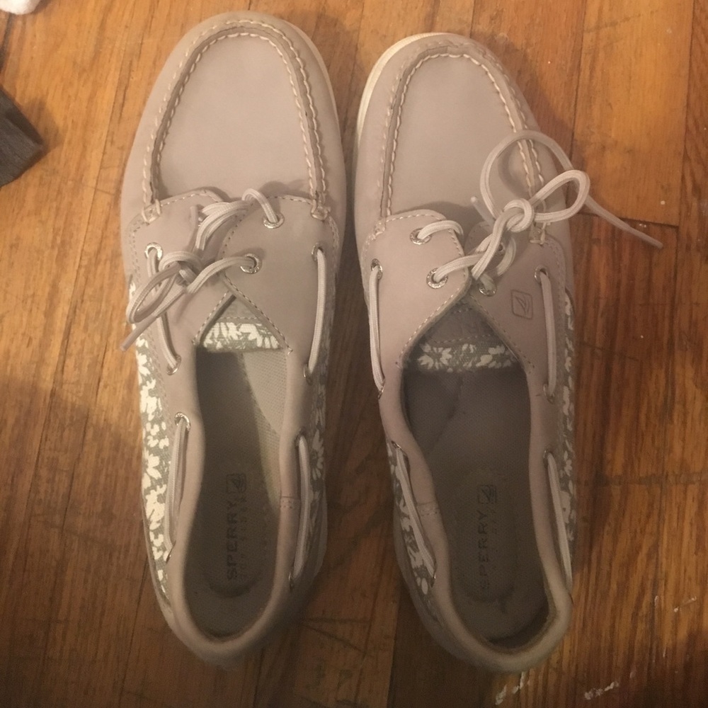 Sperry boat shoes